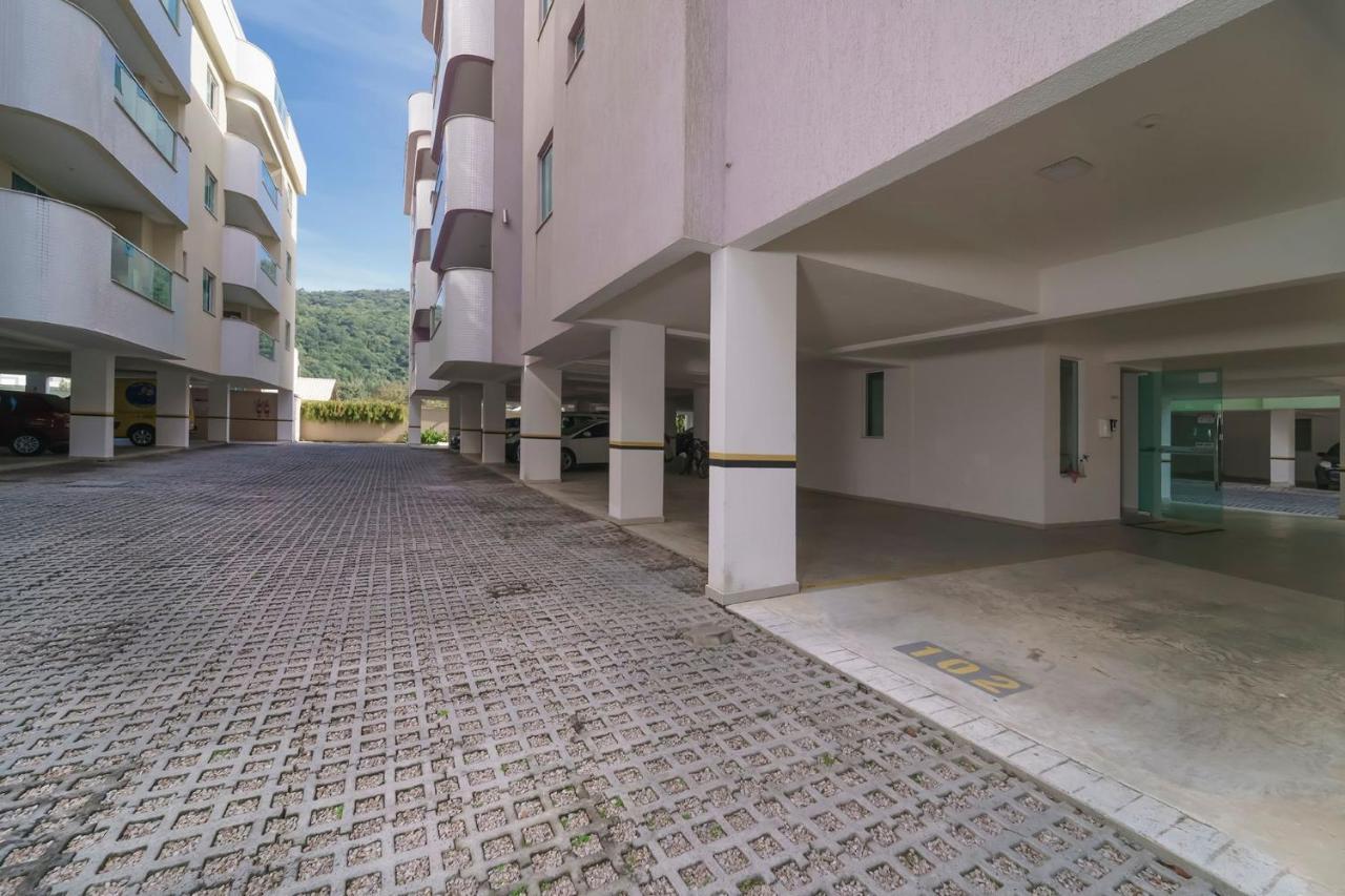 Aluguel Apartamento 2 Quartos Com Piscina Bombinhas Exterior photo